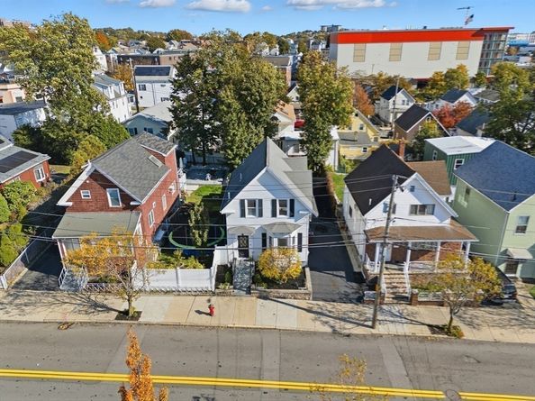 22 Spring St, Everett MA 02149