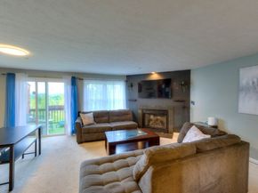 34 Oak Leaf Road, U.34 34, Fitchburg MA 01420