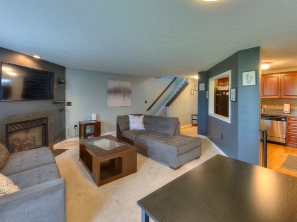 34 Oak Leaf Road, U.34 34, Fitchburg MA 01420