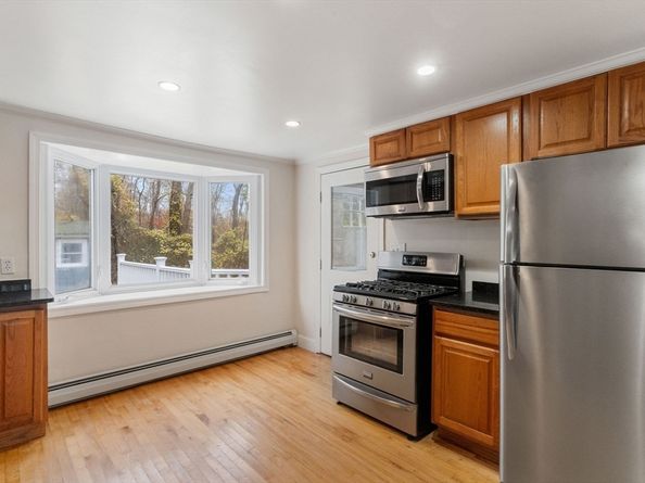 44 Dawes Rd, Brockton MA 02301