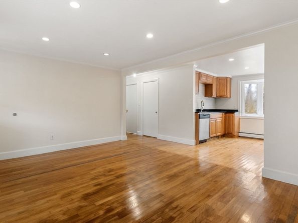 44 Dawes Rd, Brockton MA 02301