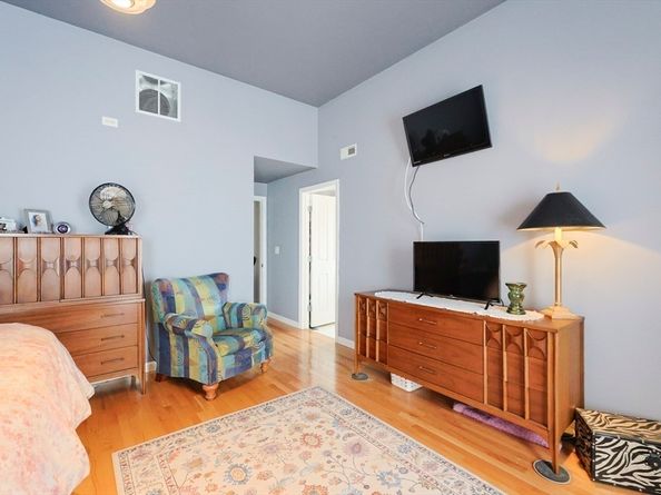 20-22 Chapin Street, Milford MA 01757