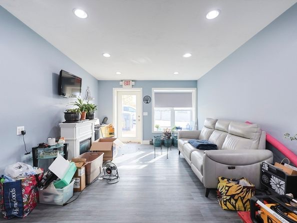 20-22 Chapin Street, Milford MA 01757