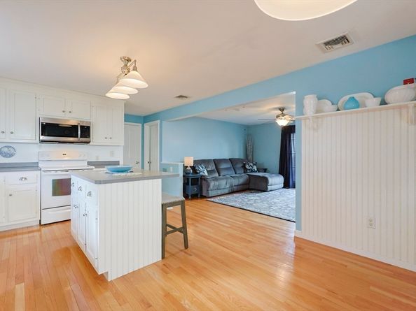 20-22 Chapin Street, Milford MA 01757