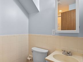 27 Bradford Ter, Lynn MA 01905