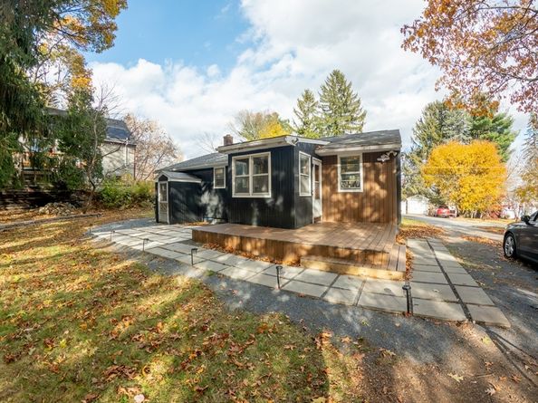 25-A White Avenue, Worcester MA 01605