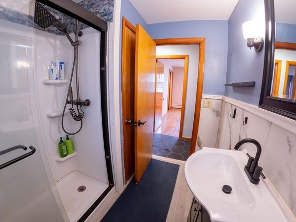 25-A White Avenue, Worcester MA 01605