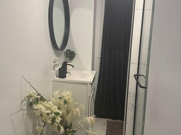 737 N Montello St, Brockton MA 02301