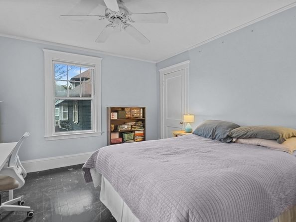 381 Lafayette St, Salem MA 01970