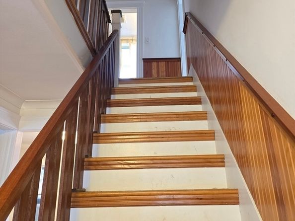 381 Lafayette St, Salem MA 01970