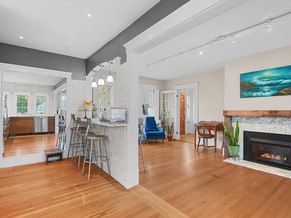 381 Lafayette St, Salem MA 01970