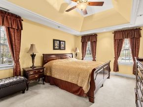 111 Windsor Ridge Dr, Northbridge MA 01534