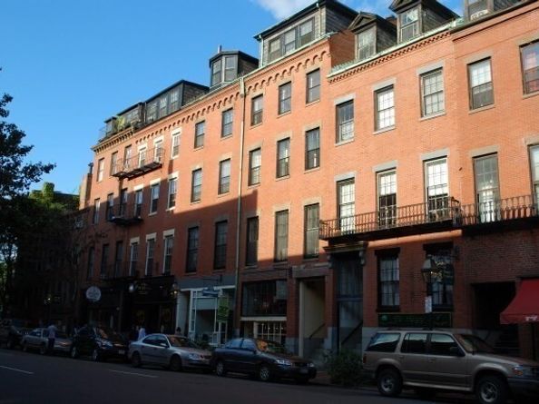 75 Charles Street 4B, Boston MA 02114