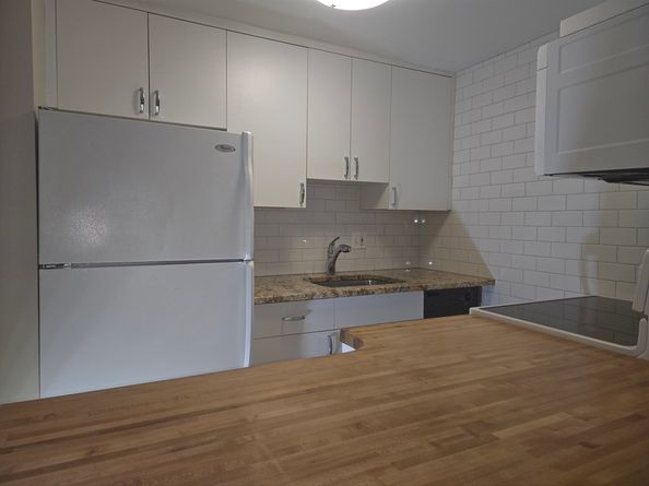 75 Charles Street 4B, Boston MA 02114