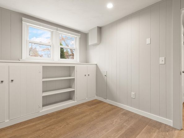 41 James St, Framingham MA 01701