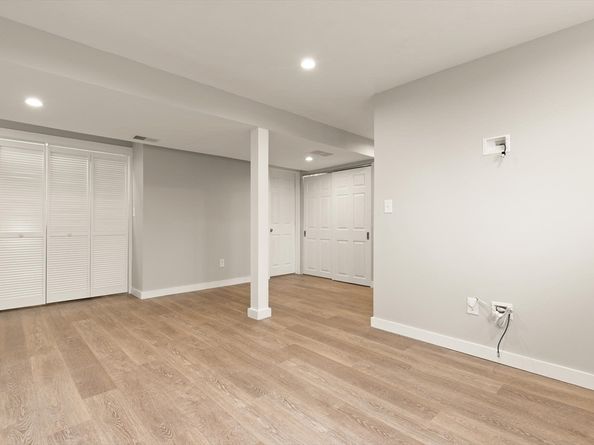 41 James St, Framingham MA 01701