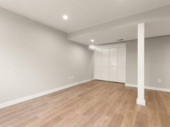 41 James St, Framingham MA 01701