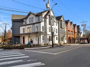 2-18 Elm Street 6, Newton MA 02465