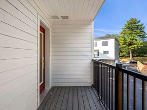 2-18 Elm Street 6, Newton MA 02465