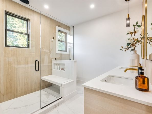 290 Watertown St 3, Newton MA 02458