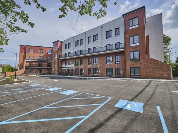 133 Salem St 414, Revere MA 02151