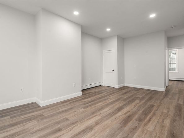 20 Rockville Park, Boston MA 02119