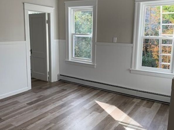 68 Dartmouth Street, Worcester MA 01604