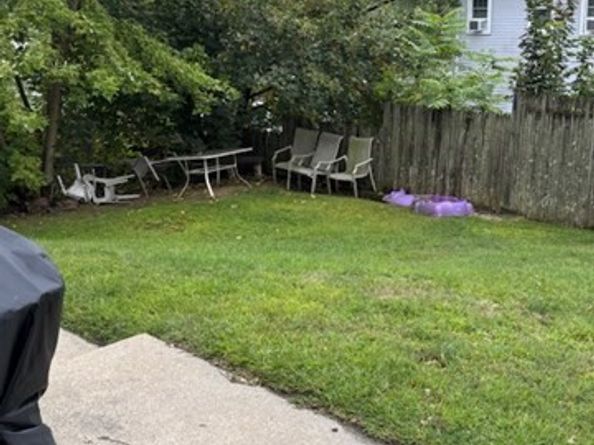 68 Dartmouth Street, Worcester MA 01604