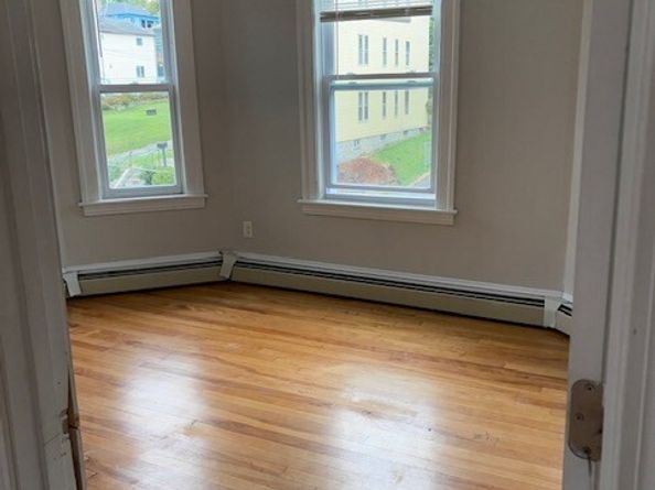 68 Dartmouth Street, Worcester MA 01604