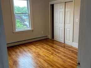 68 Dartmouth Street, Worcester MA 01604