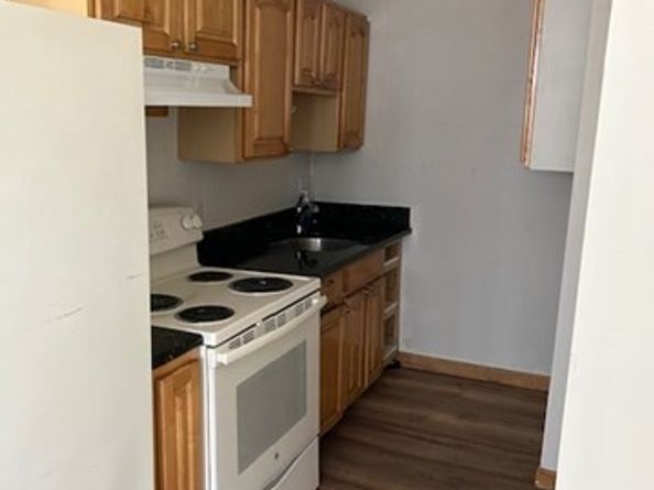 68 Dartmouth Street, Worcester MA 01604