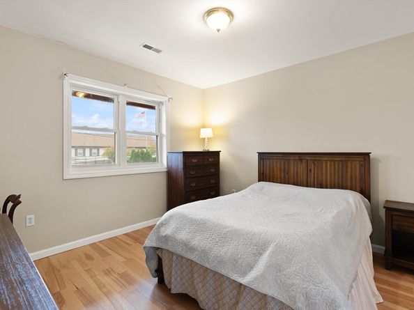 223 Clinton St 3, Brockton MA 02302