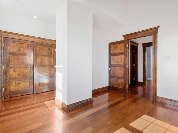 76 Taft Ave, Newton MA 02465