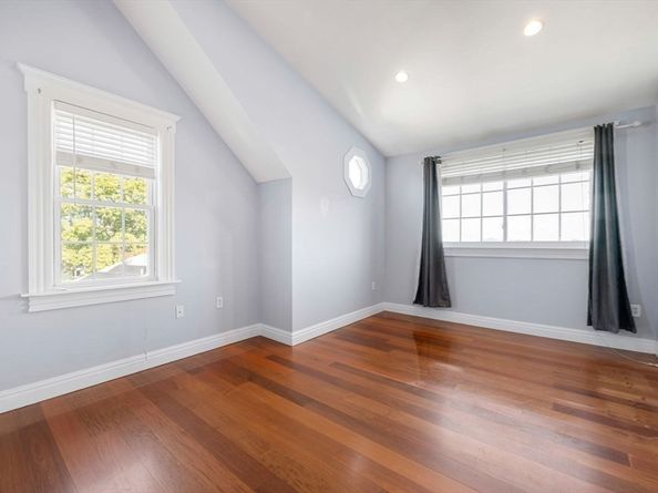 76 Taft Ave, Newton MA 02465