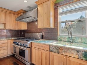 76 Taft Ave, Newton MA 02465