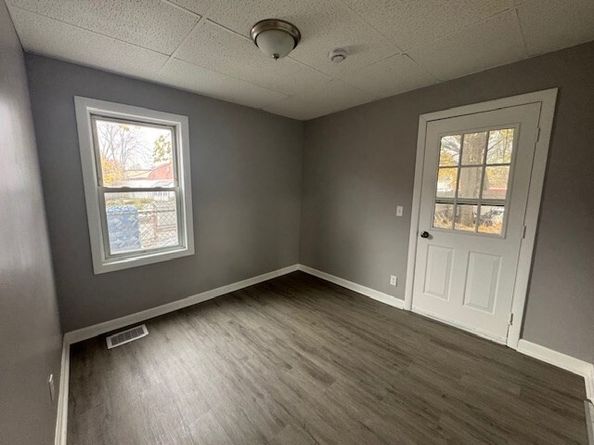 21 Boutelle St, Fitchburg MA 01420