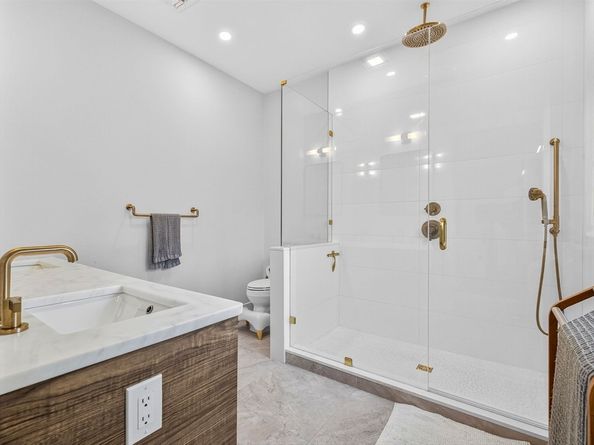 4 Payne Street 5, Boston MA 02122