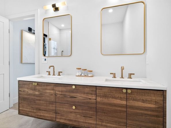 4 Payne Street 5, Boston MA 02122