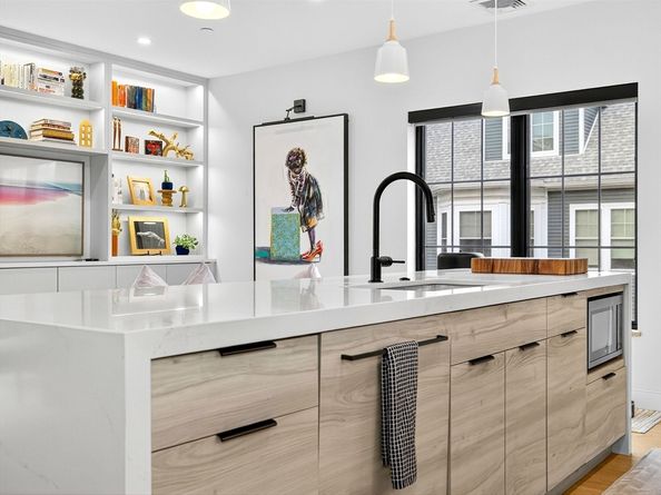 4 Payne Street 5, Boston MA 02122