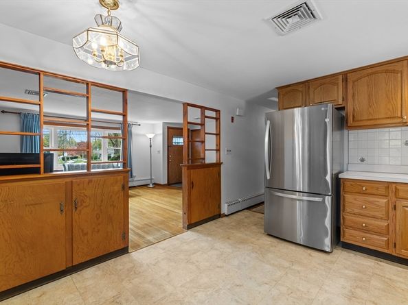 231 Central Street, Framingham MA 01701