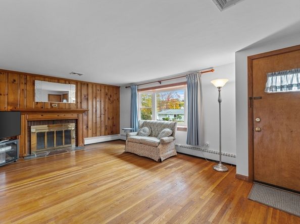 231 Central Street, Framingham MA 01701