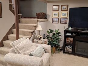 251 Wellman Ave 251, Chelmsford MA 01863