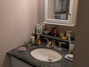 251 Wellman Ave 251, Chelmsford MA 01863