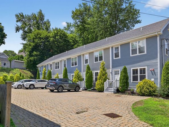 8 Tremont Pl 8, Boston MA 02135