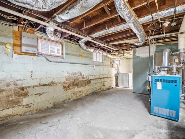 27 Dalton Road 27, Belmont MA 02478