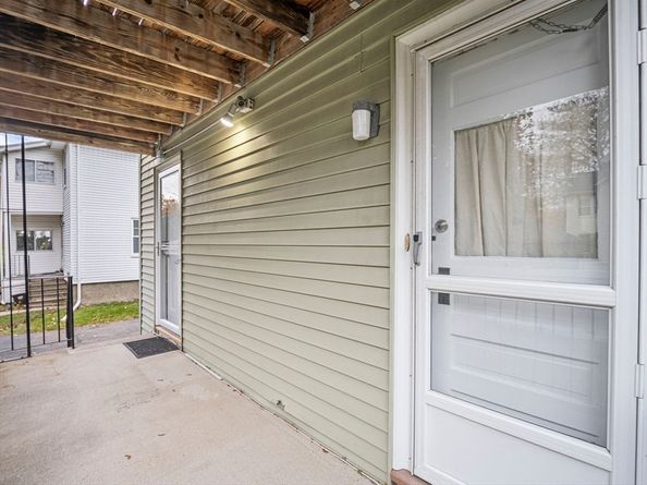 27 Dalton Road 27, Belmont MA 02478