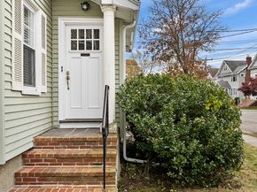 27 Dalton Road 27, Belmont MA 02478