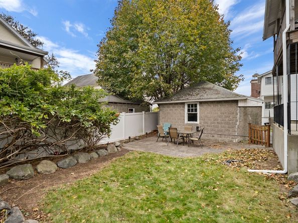 27 Dalton Road 27, Belmont MA 02478