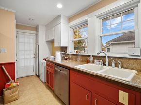 27 Dalton Road 27, Belmont MA 02478