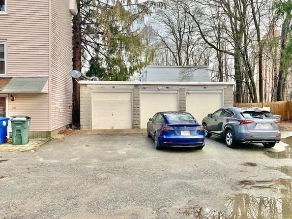 59 Church St, Leominster MA 01453